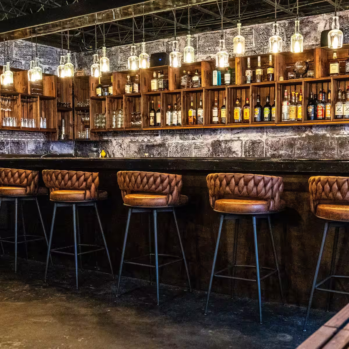 Nassau Lucerne - Hidden Speakeasy Bar